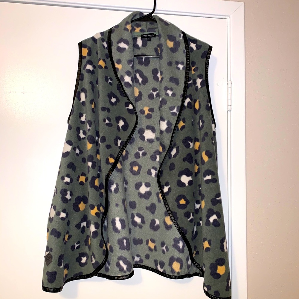 Simple southern float vest WITH POCKETS!